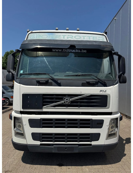 Volvo FM 300 **EURO 3-BELGIAN TRUCK-I SHIFT-PTO** - Tractor head: gambar 2 Volvo FM 300 **EURO 3-BELGIAN TRUCK-I SHIFT-PTO** - Tractor head: gambar 2