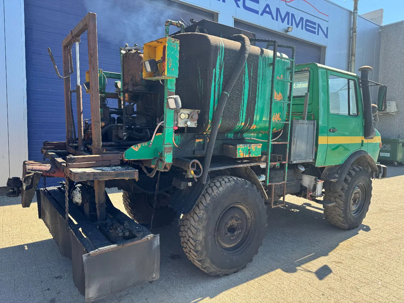 Unimog 424 **BITUMTANK-GOUDRONEUSE** - Truk: gambar 4 Unimog 424 **BITUMTANK-GOUDRONEUSE** - Truk: gambar 4