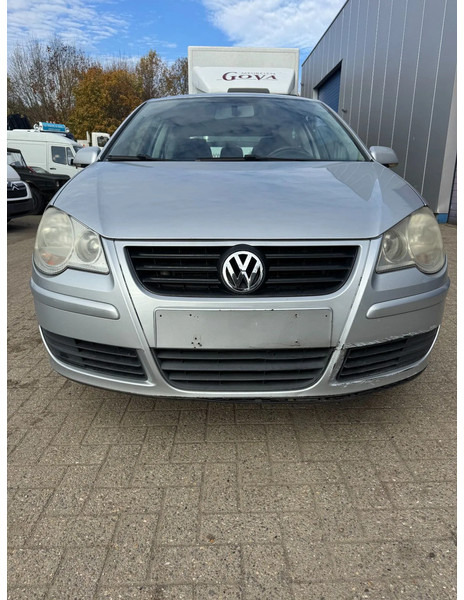 Volkswagen Polo **EURO4-1198CC-BELGIAN CAR** - Mobil sedan: gambar 2 Volkswagen Polo **EURO4-1198CC-BELGIAN CAR** - Mobil sedan: gambar 2