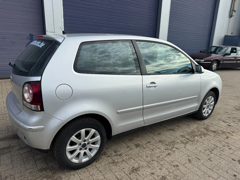 Volkswagen Polo **EURO4-1198CC-BELGIAN CAR** - Mobil sedan: gambar 4 Volkswagen Polo **EURO4-1198CC-BELGIAN CAR** - Mobil sedan: gambar 4