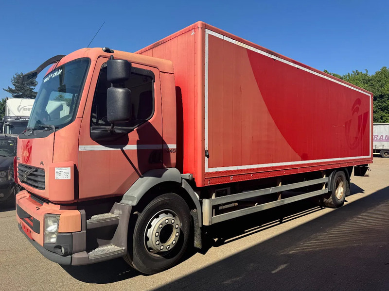Volvo FL 240 **MANUAL GEARBOX-BELGIAN TRUCK** - Truk box: gambar 1 Volvo FL 240 **MANUAL GEARBOX-BELGIAN TRUCK** - Truk box: gambar 1
