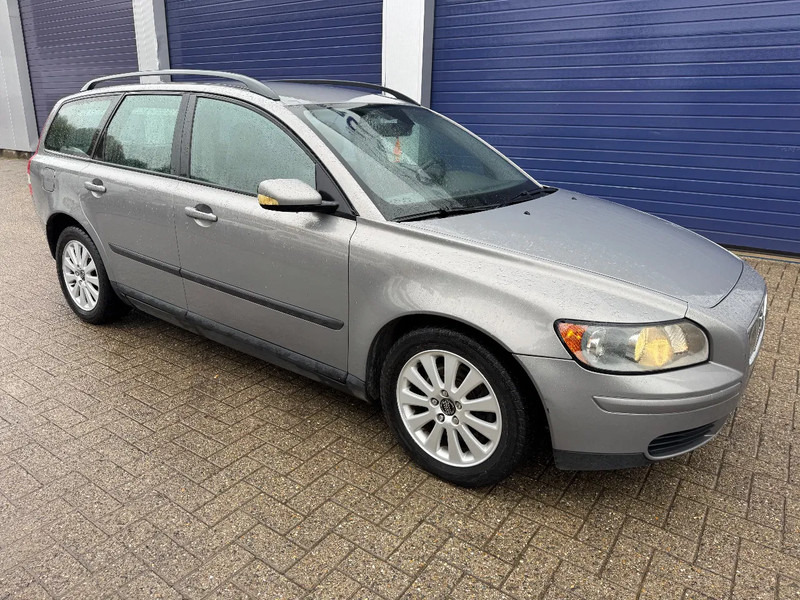 Volvo V50 **AIRCO-BELGIAN CAR** - Mobil: gambar 1 Volvo V50 **AIRCO-BELGIAN CAR** - Mobil: gambar 1
