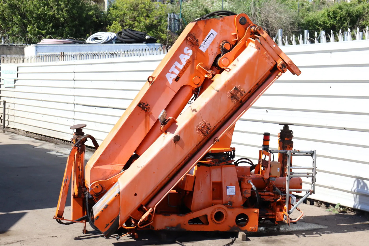 ATLAS 225.2 A2 KNUCKLEBOOM LOADER CRANE (2004) - Derek pemuat: gambar 4 ATLAS 225.2 A2 KNUCKLEBOOM LOADER CRANE (2004) - Derek pemuat: gambar 4