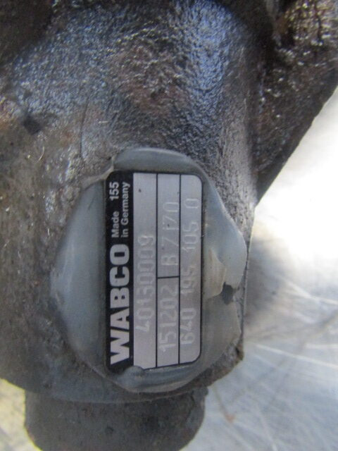 DAF LF 14T FRONT O/S BRAKE CALIPER - Bagian Rem untuk Truk: gambar 2 DAF LF 14T FRONT O/S BRAKE CALIPER - Bagian Rem untuk Truk: gambar 2