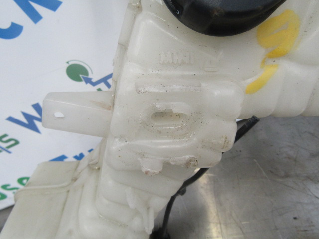 DAF LF 220 EURO 6 HEADERTANK - Suku Cadang Mesin untuk Truk: gambar 2 DAF LF 220 EURO 6 HEADERTANK - Suku Cadang Mesin untuk Truk: gambar 2