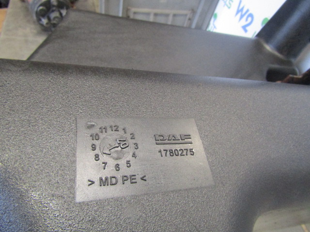 DAF XF 105 AD BLUE TANK P/NO 1780275 - Tangki bahan bakar untuk Truk: gambar 2 DAF XF 105 AD BLUE TANK P/NO 1780275 - Tangki bahan bakar untuk Truk: gambar 2