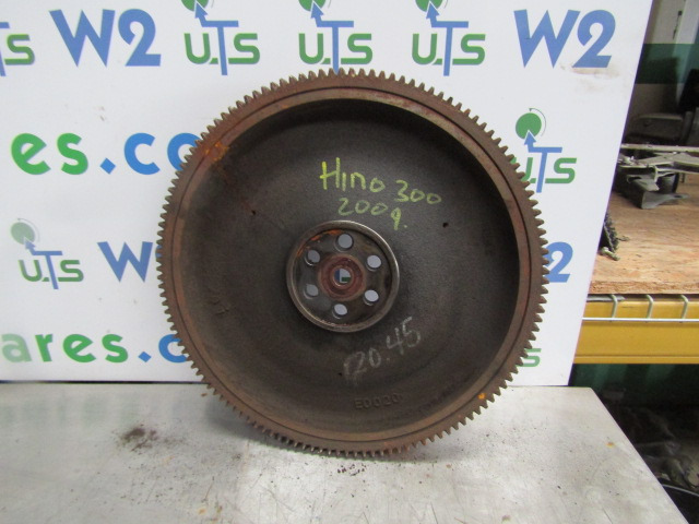 HINO 300 SERIES FLYWHEEL P/NO E0020 - Roda gila untuk Truk: gambar 1 HINO 300 SERIES FLYWHEEL P/NO E0020 - Roda gila untuk Truk: gambar 1