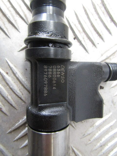 ISUZU 4HK1 INJECTORS DENSO P/NO 8976097886 (SET OF 4) - Sistem bahan bakar untuk Truk: gambar 2 ISUZU 4HK1 INJECTORS DENSO P/NO 8976097886 (SET OF 4) - Sistem bahan bakar untuk Truk: gambar 2