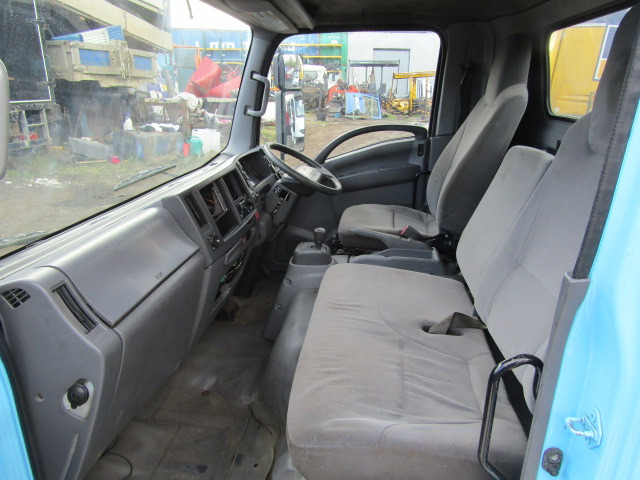 ISUZU N75 CAB (2012) - Kabin untuk Truk: gambar 4 ISUZU N75 CAB (2012) - Kabin untuk Truk: gambar 4