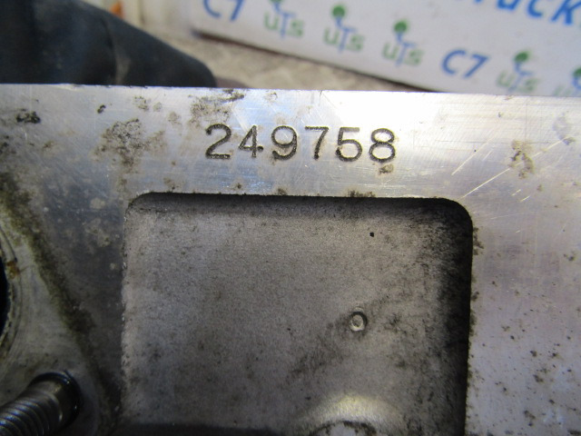ISUZU NKR/GRAFTER 4JJ1 ENGINE CYLINDER HEAD P/NO 249758 - Suku Cadang Mesin untuk Truk: gambar 2 ISUZU NKR/GRAFTER 4JJ1 ENGINE CYLINDER HEAD P/NO 249758 - Suku Cadang Mesin untuk Truk: gambar 2