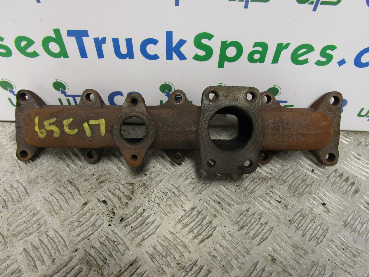 IVECO DAILY 3.0 EXHAUST MANIFOLD P/NO 50433559 - Sistem pembuangan untuk Truk: gambar 1 IVECO DAILY 3.0 EXHAUST MANIFOLD P/NO 50433559 - Sistem pembuangan untuk Truk: gambar 1