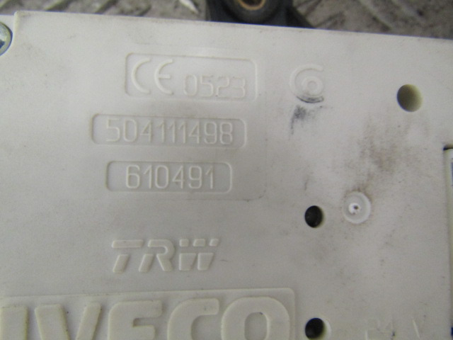IVECO STRALIS CONTROL UNIT P/NO 504111498 - Sistem listrik untuk Truk: gambar 2 IVECO STRALIS CONTROL UNIT P/NO 504111498 - Sistem listrik untuk Truk: gambar 2