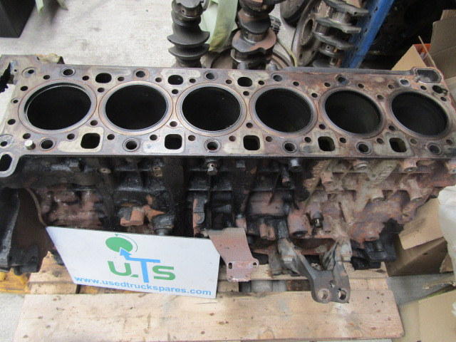 MERCEDES ACTROS MP4 OM471-6 ENGINE BLOCK - Suku Cadang Mesin untuk Truk: gambar 3 MERCEDES ACTROS MP4 OM471-6 ENGINE BLOCK - Suku Cadang Mesin untuk Truk: gambar 3