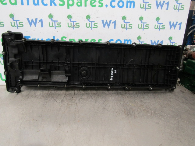 MERCEDES ACTROS MP4 OM471-6 ROCKER COVER P/NO A471010XX30 - Suku Cadang Mesin untuk Truk: gambar 2 MERCEDES ACTROS MP4 OM471-6 ROCKER COVER P/NO A471010XX30 - Suku Cadang Mesin untuk Truk: gambar 2