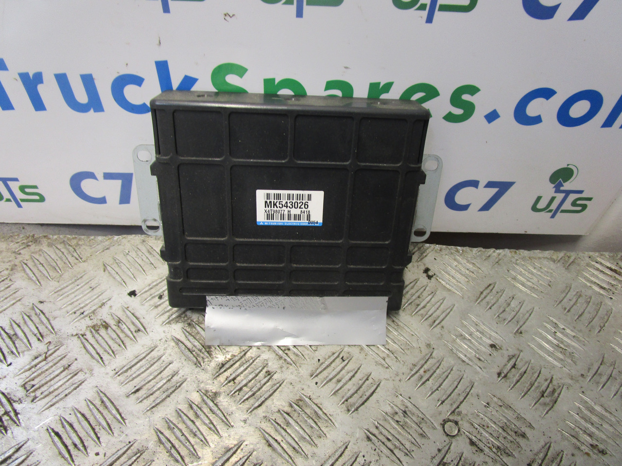 Sistem listrik untuk Truk MITSUBISHI FUSO CONTROL UNIT P/NO MK543026: gambar 1