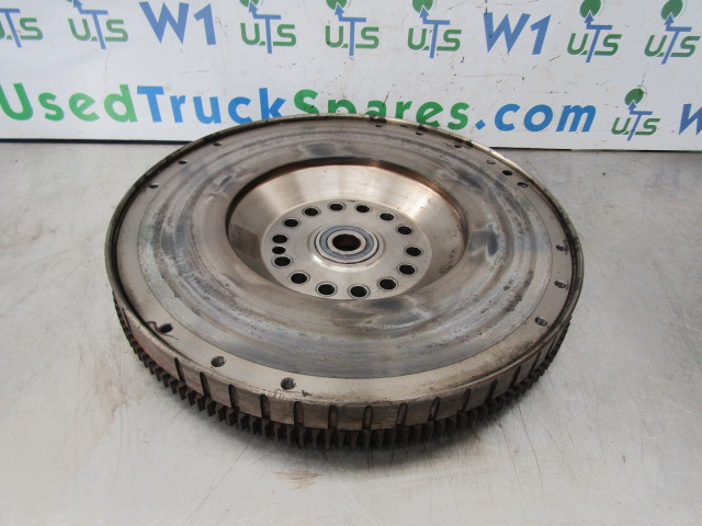 VOLVO FH13A FLYWHEEL - Roda gila untuk Truk: gambar 1 VOLVO FH13A FLYWHEEL - Roda gila untuk Truk: gambar 1
