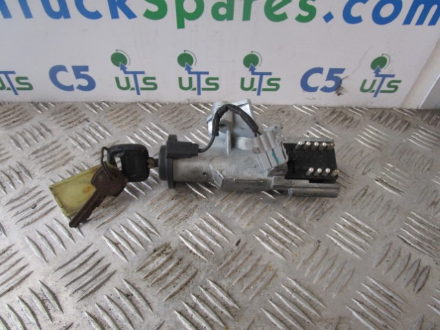 VOLVO FM/FH VERSION 2 IGNITION LOCK AND KEY 106343 - Kabin dan interior untuk Truk: gambar 1 VOLVO FM/FH VERSION 2 IGNITION LOCK AND KEY 106343 - Kabin dan interior untuk Truk: gambar 1