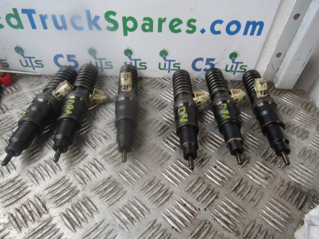 VOLVO FM9 D9D INJECTORS SET (6) ‘DELPHI HRE 114’ - Sistem bahan bakar untuk Truk: gambar 1 VOLVO FM9 D9D INJECTORS SET (6) ‘DELPHI HRE 114’ - Sistem bahan bakar untuk Truk: gambar 1