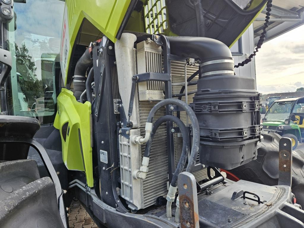 CLAAS AXION 830 CMATIC - Traktor: gambar 3 CLAAS AXION 830 CMATIC - Traktor: gambar 3