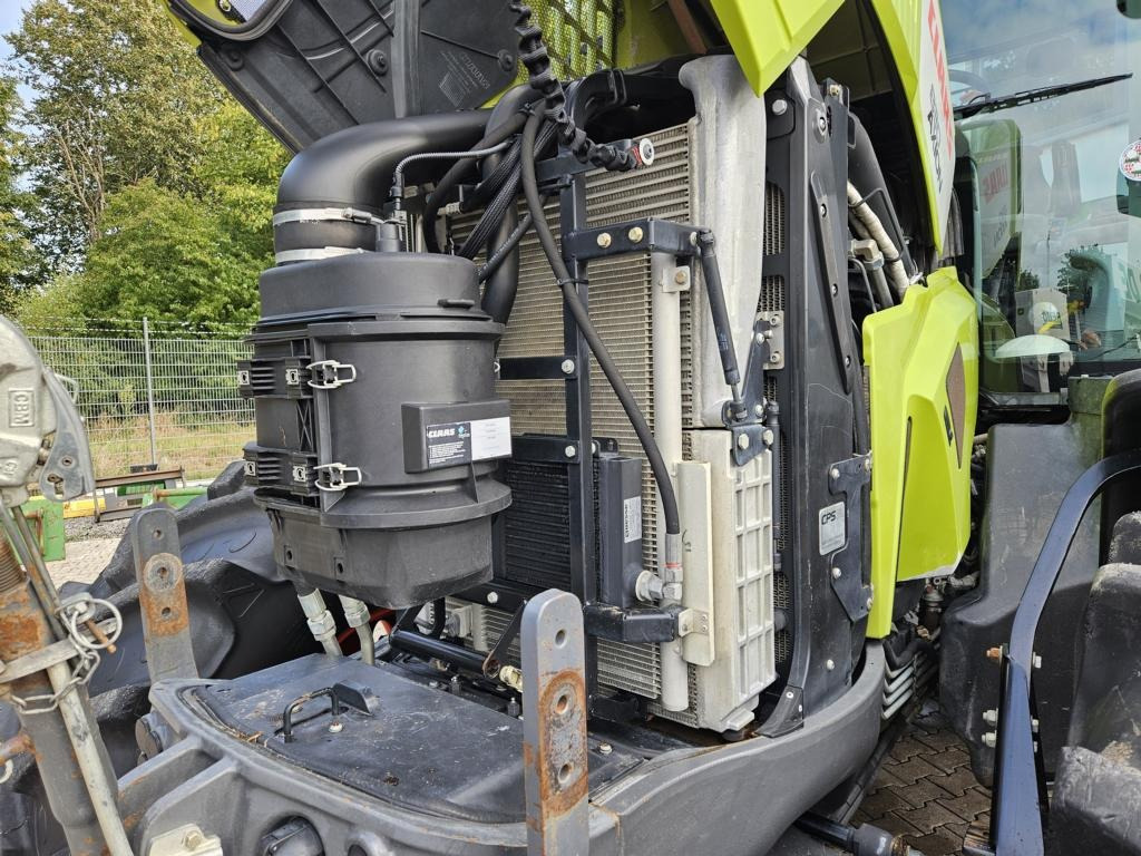 CLAAS AXION 830 CMATIC - Traktor: gambar 4 CLAAS AXION 830 CMATIC - Traktor: gambar 4