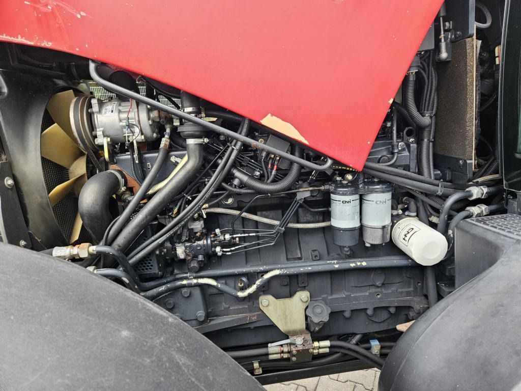 Case IH CVX 150 - Traktor: gambar 5 Case IH CVX 150 - Traktor: gambar 5