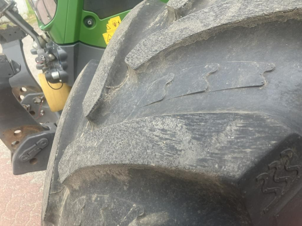 Fendt 828 Profi Plus - Traktor: gambar 2 Fendt 828 Profi Plus - Traktor: gambar 2