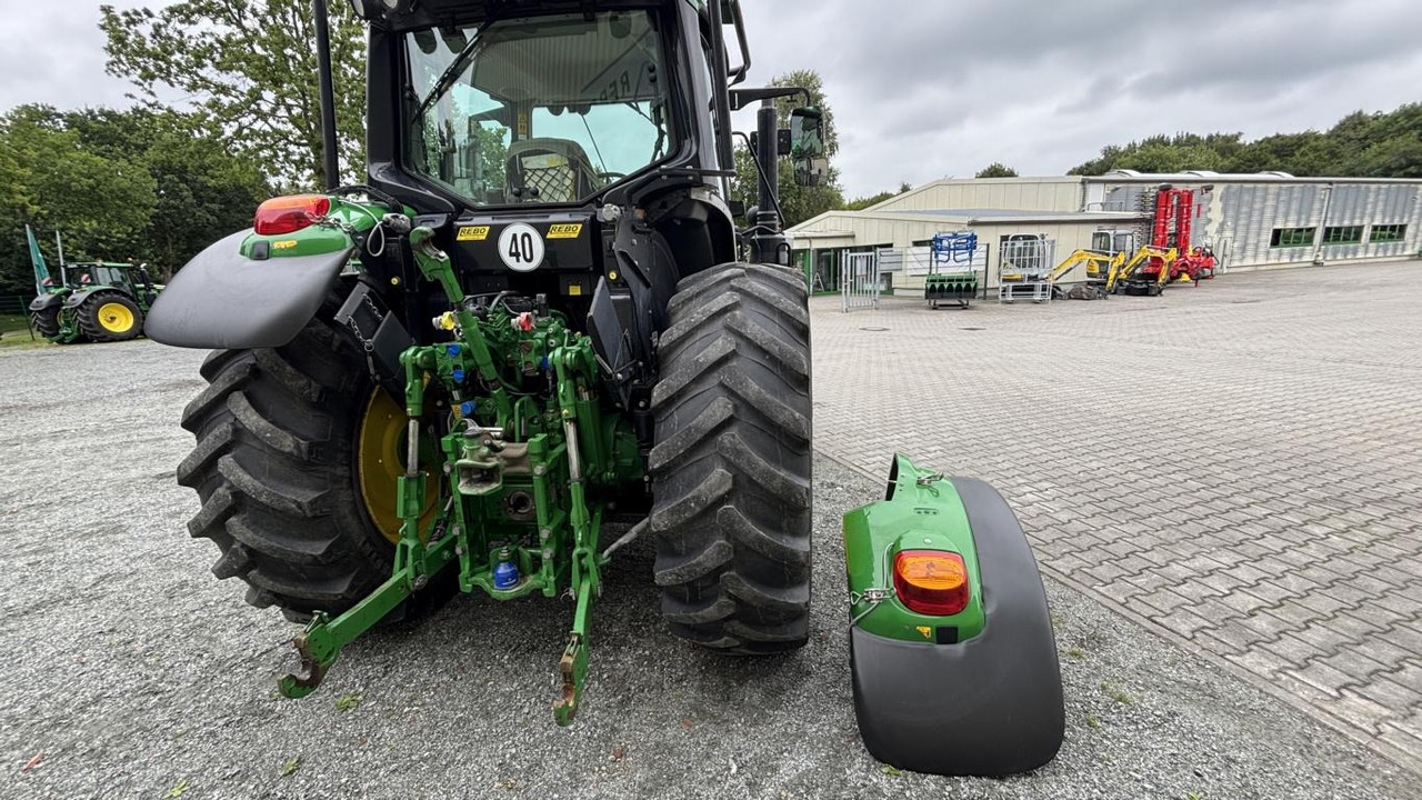 Traktor kota John Deere 6120M: gambar 17