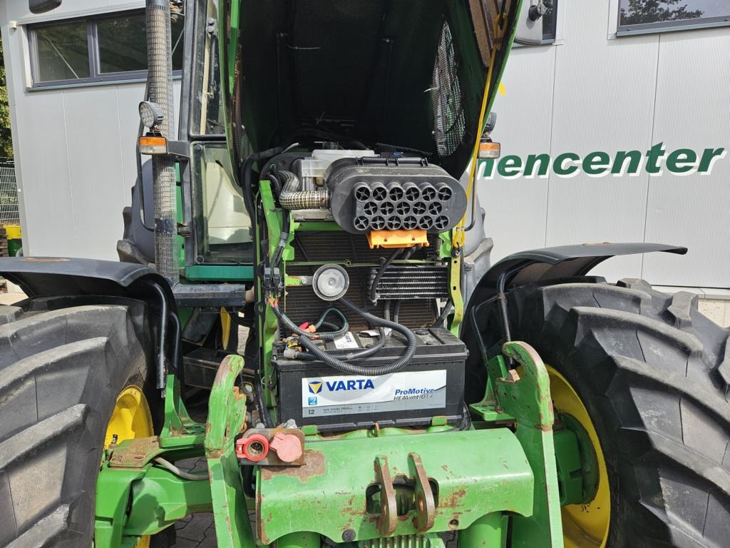 John Deere 6420S PREMIUM - Traktor: gambar 3 John Deere 6420S PREMIUM - Traktor: gambar 3