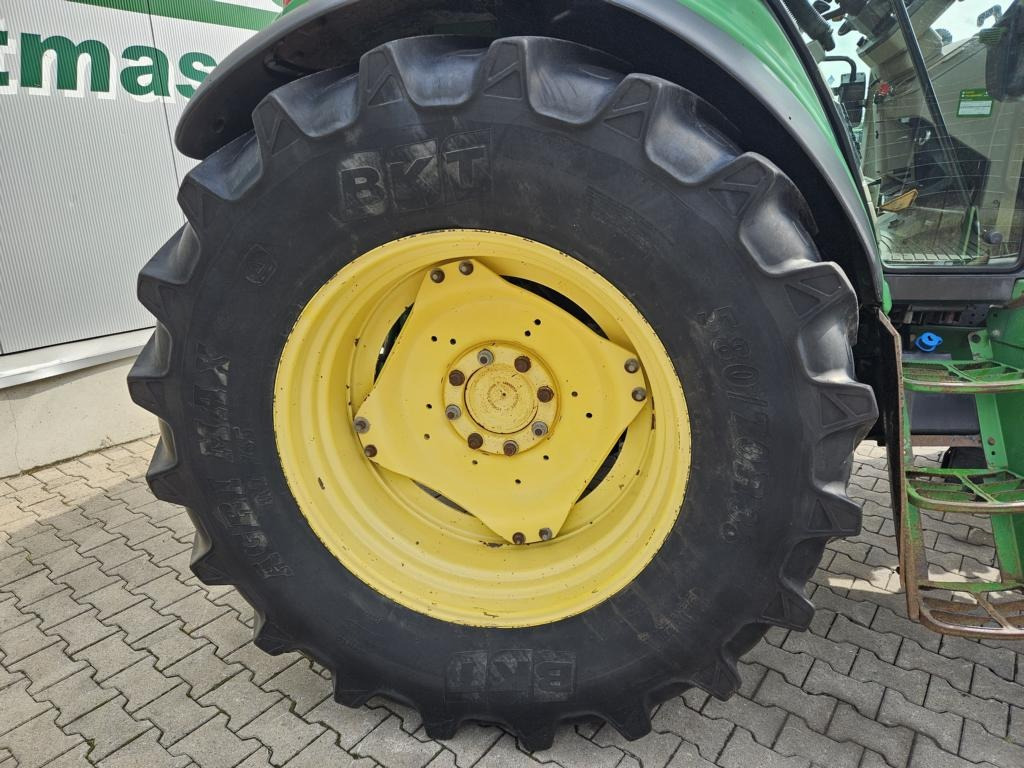 John Deere 6420S PREMIUM - Traktor: gambar 5 John Deere 6420S PREMIUM - Traktor: gambar 5