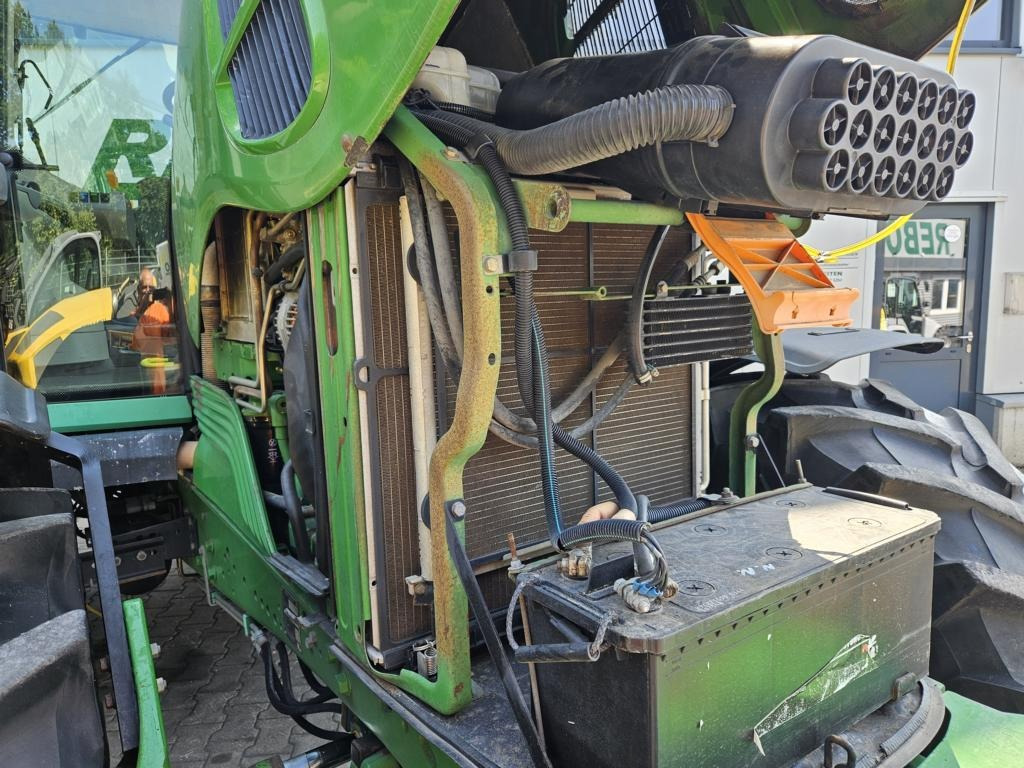 John Deere 6830 Premium - Traktor: gambar 3 John Deere 6830 Premium - Traktor: gambar 3