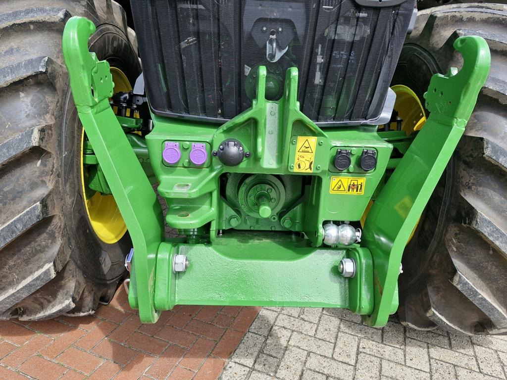 Traktor baru John Deere 7R330: gambar 18