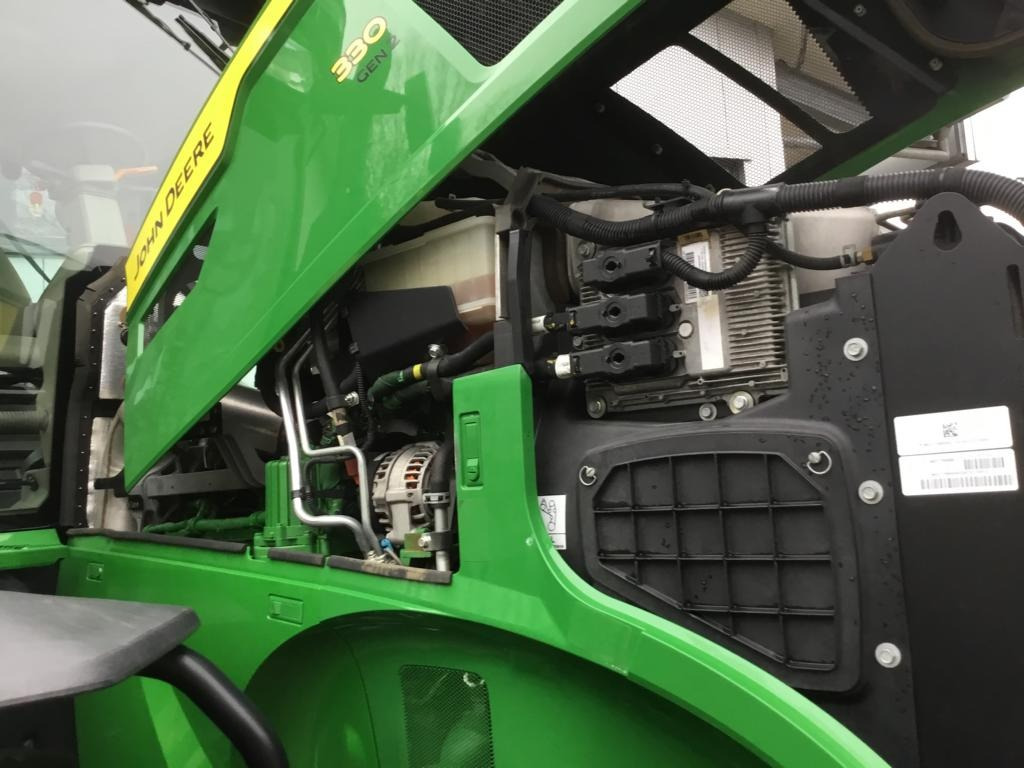 John Deere 7R330 - Traktor: gambar 2 John Deere 7R330 - Traktor: gambar 2