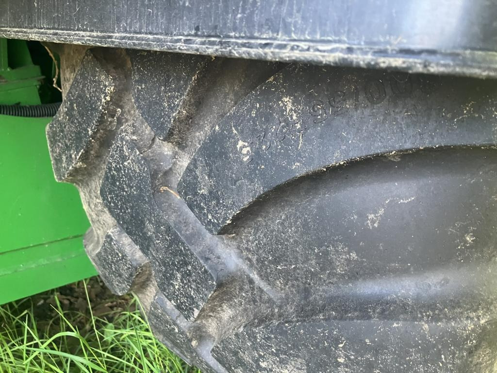 John Deere FESTKAMMER-KOMBIPRESSE C441R - Peralatan untuk pembuatan jerami: gambar 2 John Deere FESTKAMMER-KOMBIPRESSE C441R - Peralatan untuk pembuatan jerami: gambar 2