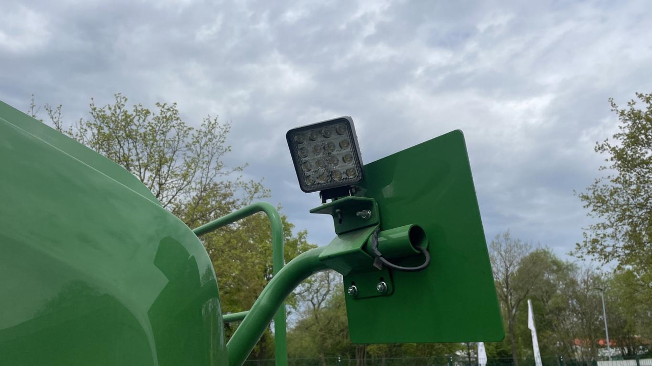 John Deere RUNDBALLENPRESSE F441R - Pembungkus bale: gambar 4 John Deere RUNDBALLENPRESSE F441R - Pembungkus bale: gambar 4