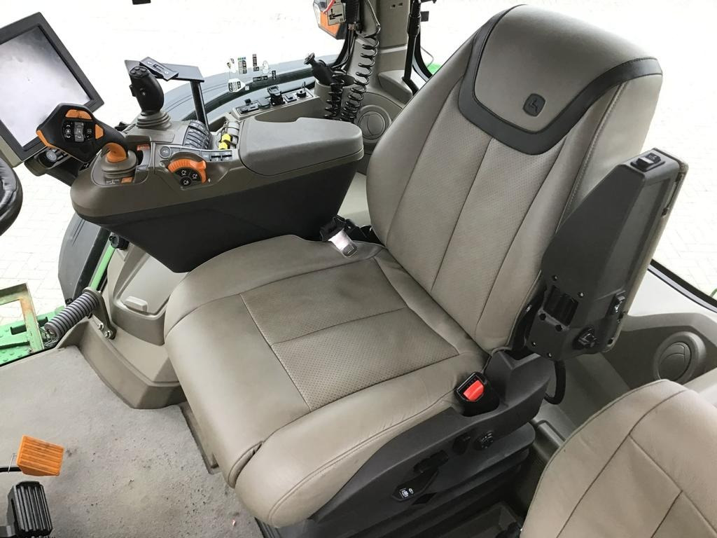 Traktor John Deere TRAKTOR 7R350: gambar 26 Traktor John Deere TRAKTOR 7R350: gambar 26