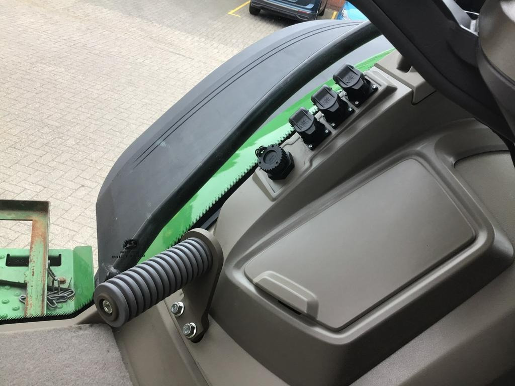 Traktor John Deere TRAKTOR 7R350: gambar 12 Traktor John Deere TRAKTOR 7R350: gambar 12