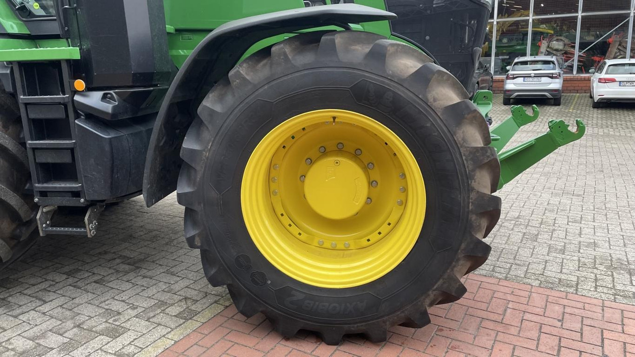 Leasing John Deere TRAKTOR 7R350 John Deere TRAKTOR 7R350: gambar 41 Leasing John Deere TRAKTOR 7R350 John Deere TRAKTOR 7R350: gambar 41
