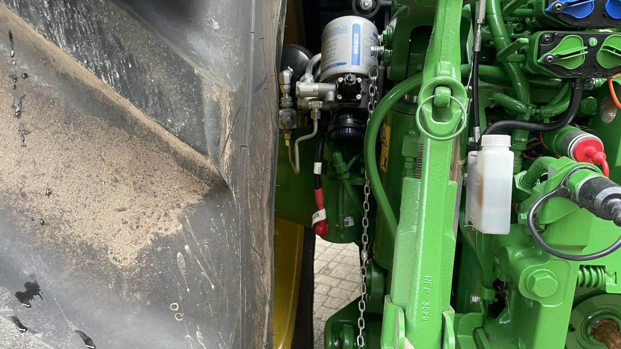 Leasing John Deere TRAKTOR 7R350 John Deere TRAKTOR 7R350: gambar 25 Leasing John Deere TRAKTOR 7R350 John Deere TRAKTOR 7R350: gambar 25