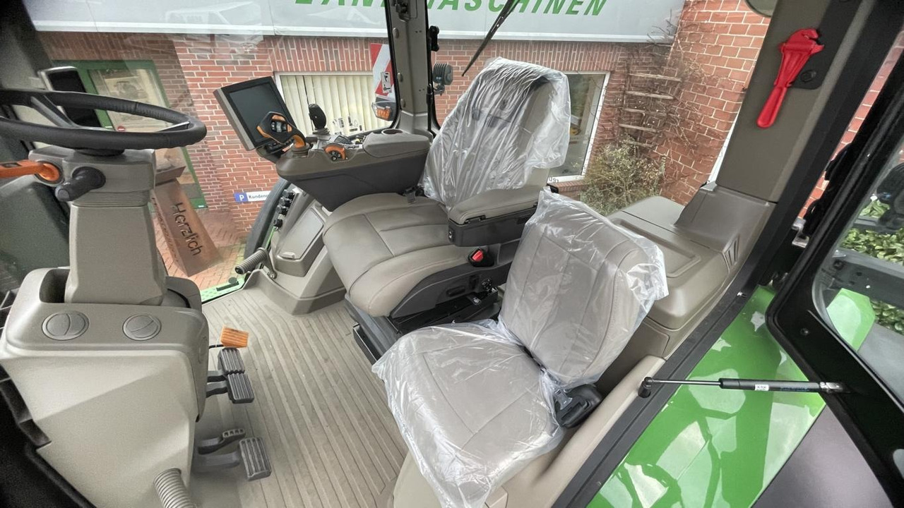 Leasing John Deere TRAKTOR 7R350 John Deere TRAKTOR 7R350: gambar 19 Leasing John Deere TRAKTOR 7R350 John Deere TRAKTOR 7R350: gambar 19