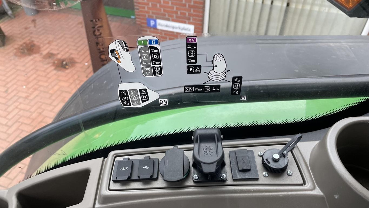 Leasing John Deere TRAKTOR 7R350 John Deere TRAKTOR 7R350: gambar 15 Leasing John Deere TRAKTOR 7R350 John Deere TRAKTOR 7R350: gambar 15