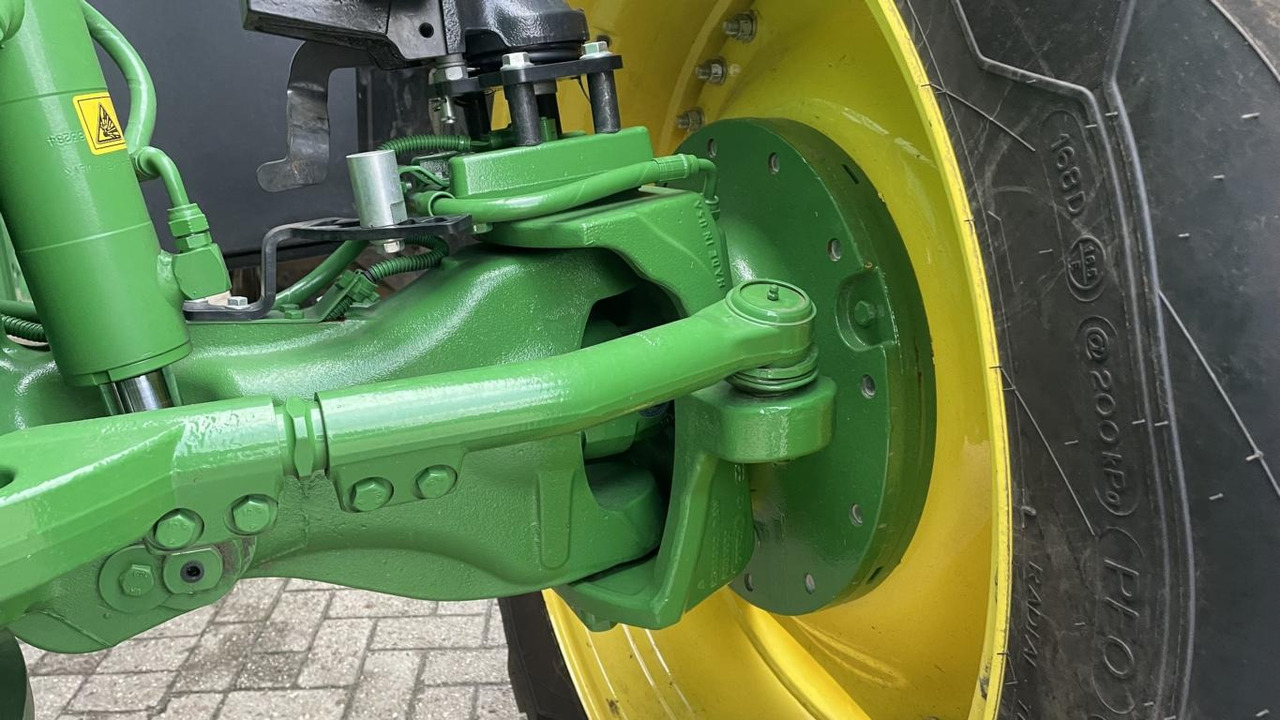 Leasing John Deere TRAKTOR 7R350 John Deere TRAKTOR 7R350: gambar 33 Leasing John Deere TRAKTOR 7R350 John Deere TRAKTOR 7R350: gambar 33