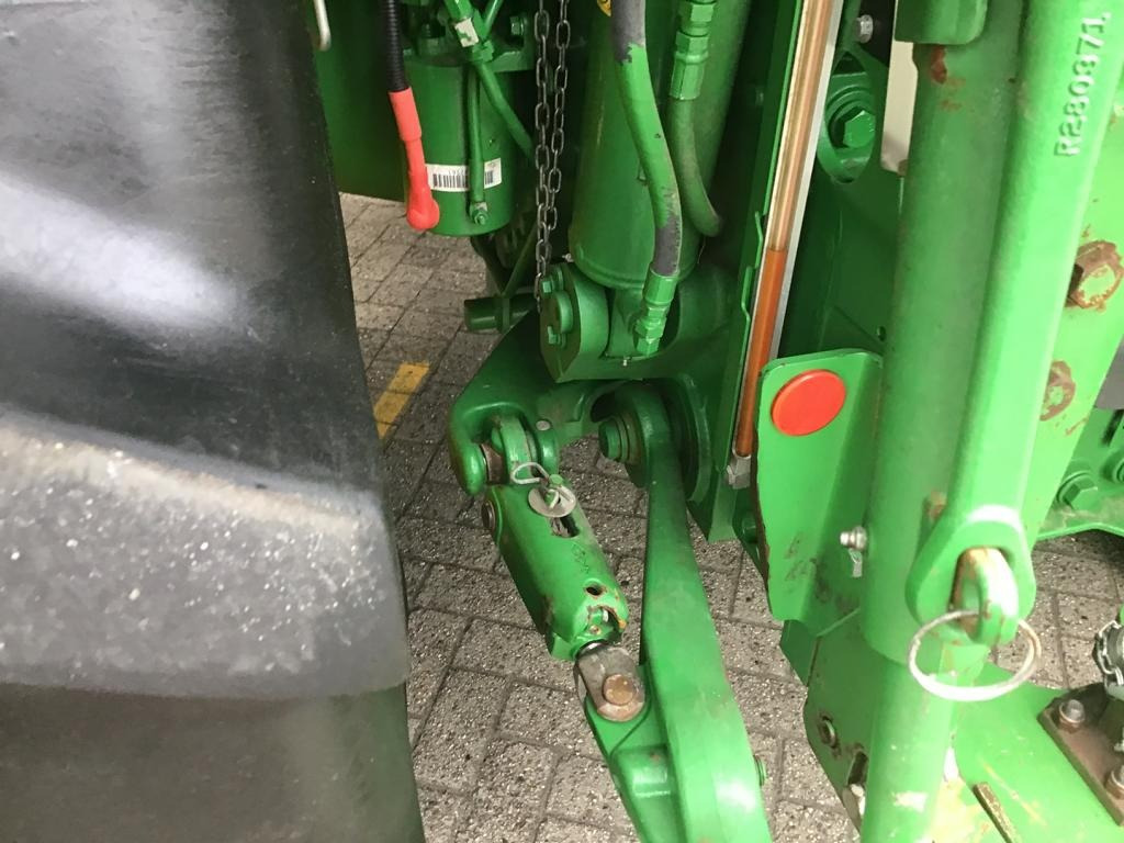 Traktor John Deere TRAKTOR 7R350: gambar 34 Traktor John Deere TRAKTOR 7R350: gambar 34