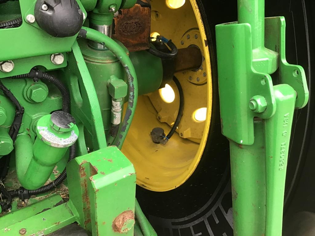 Traktor John Deere TRAKTOR 7R350: gambar 36 Traktor John Deere TRAKTOR 7R350: gambar 36