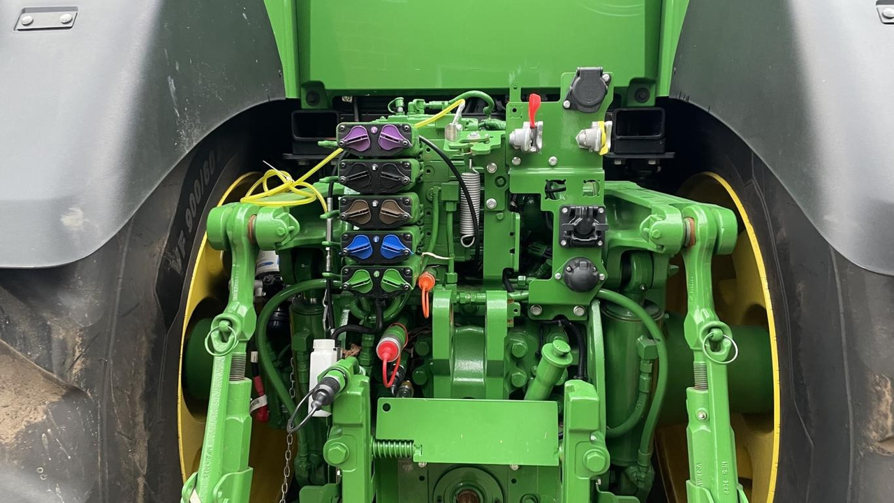 Leasing John Deere TRAKTOR 7R350 John Deere TRAKTOR 7R350: gambar 27 Leasing John Deere TRAKTOR 7R350 John Deere TRAKTOR 7R350: gambar 27