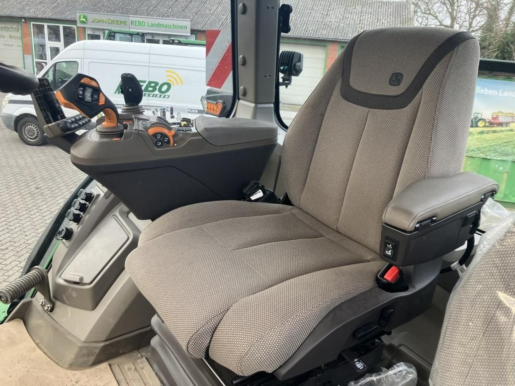 Traktor baru John Deere TRAKTOR 8R340: gambar 19