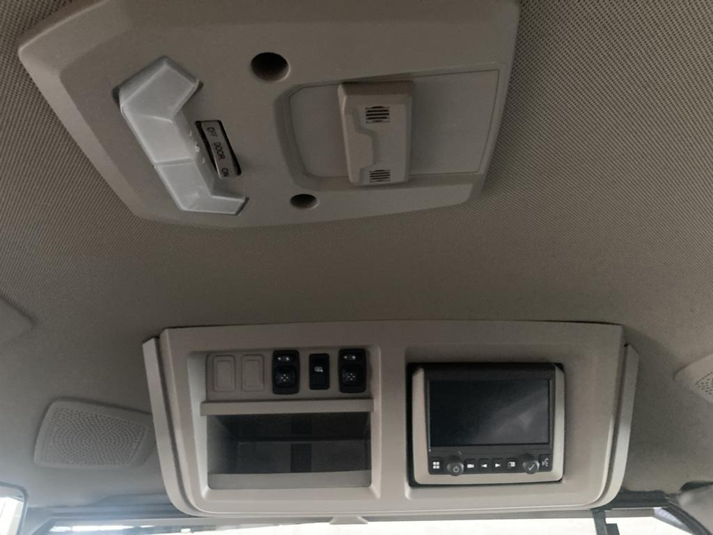 John Deere TRAKTOR 8R370 - Traktor: gambar 4 John Deere TRAKTOR 8R370 - Traktor: gambar 4