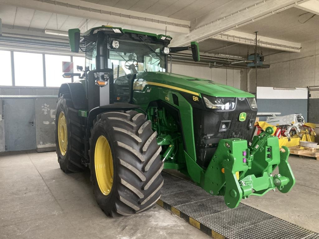 John Deere TRAKTOR 8R370 - Traktor: gambar 1 John Deere TRAKTOR 8R370 - Traktor: gambar 1