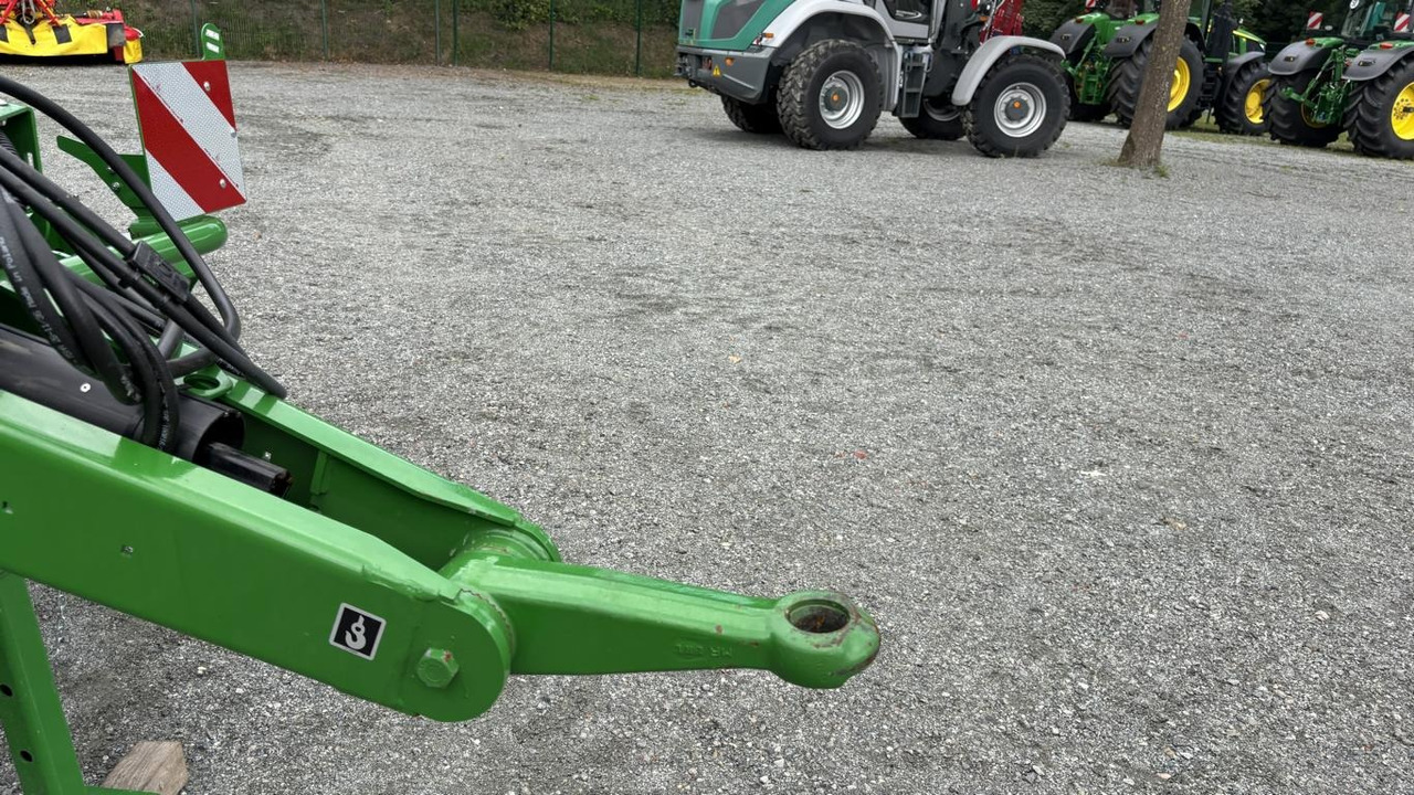 John Deere V461M - PAKET FÜR RUNDBALLENPR - Pembungkus bale: gambar 2 John Deere V461M - PAKET FÜR RUNDBALLENPR - Pembungkus bale: gambar 2