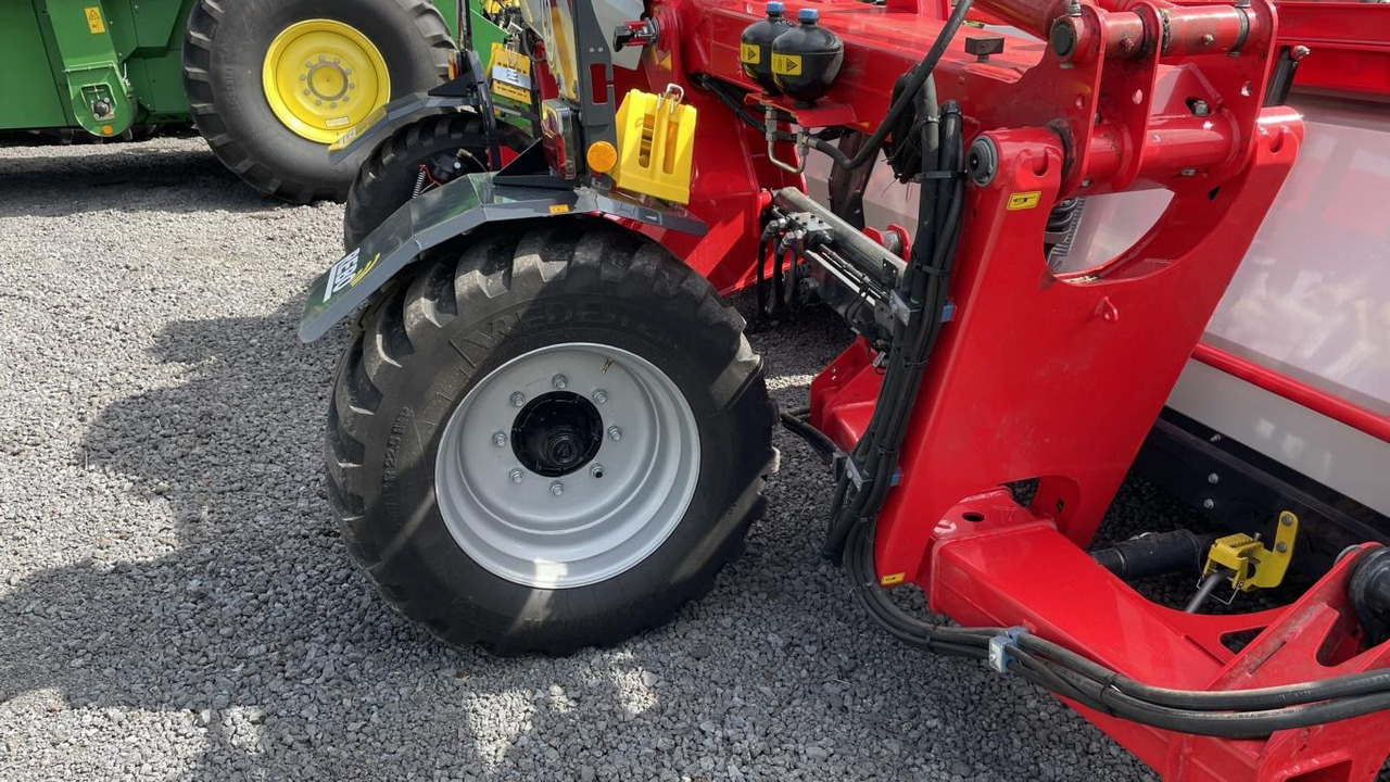 Pöttinger MERGENTO VT 9220 - Tedder/ Menyapu: gambar 5 Pöttinger MERGENTO VT 9220 - Tedder/ Menyapu: gambar 5
