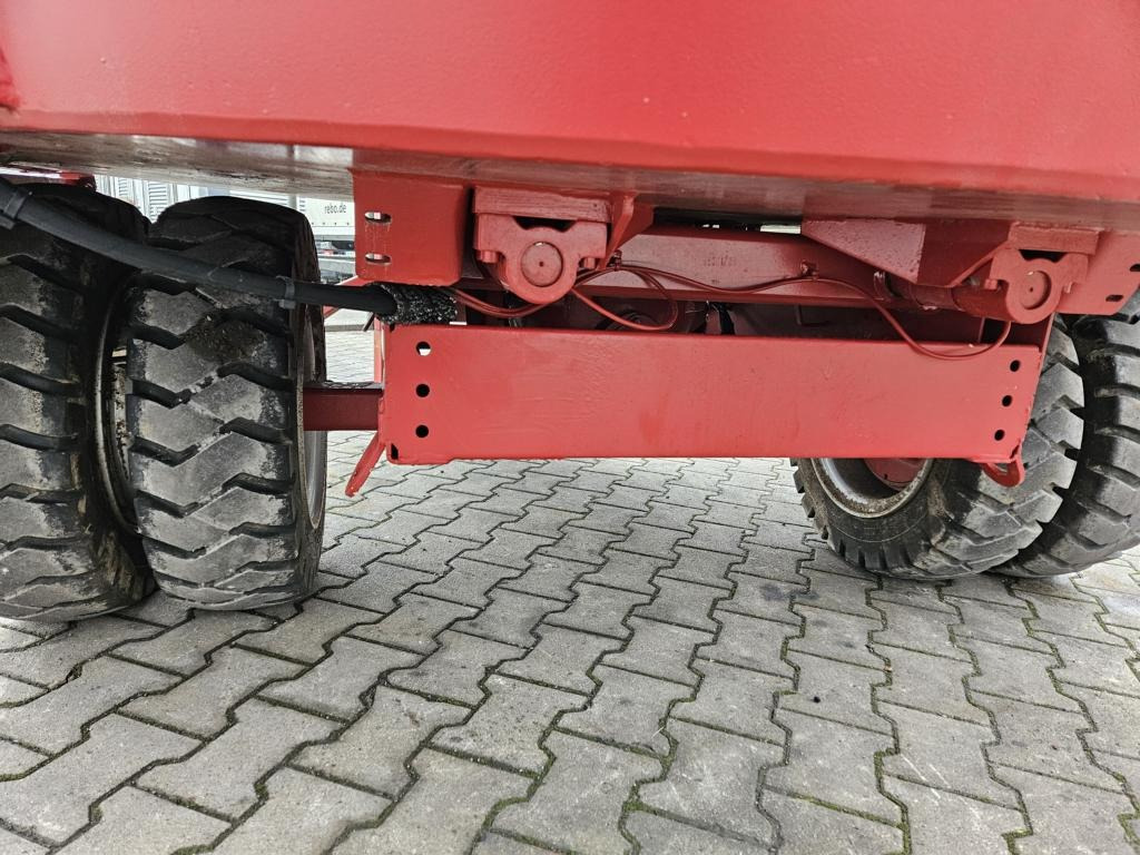 Strautmann VERTI-MIX 1251 - Mixer-pengumpan: gambar 5 Strautmann VERTI-MIX 1251 - Mixer-pengumpan: gambar 5